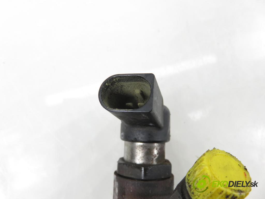 FORD FOCUS II (DA_, HCP) HB 2006 100,00 2.0 TDCi - G6DD 1997,00 vstrekovač 9657144580 (Vstrekovač paliva)