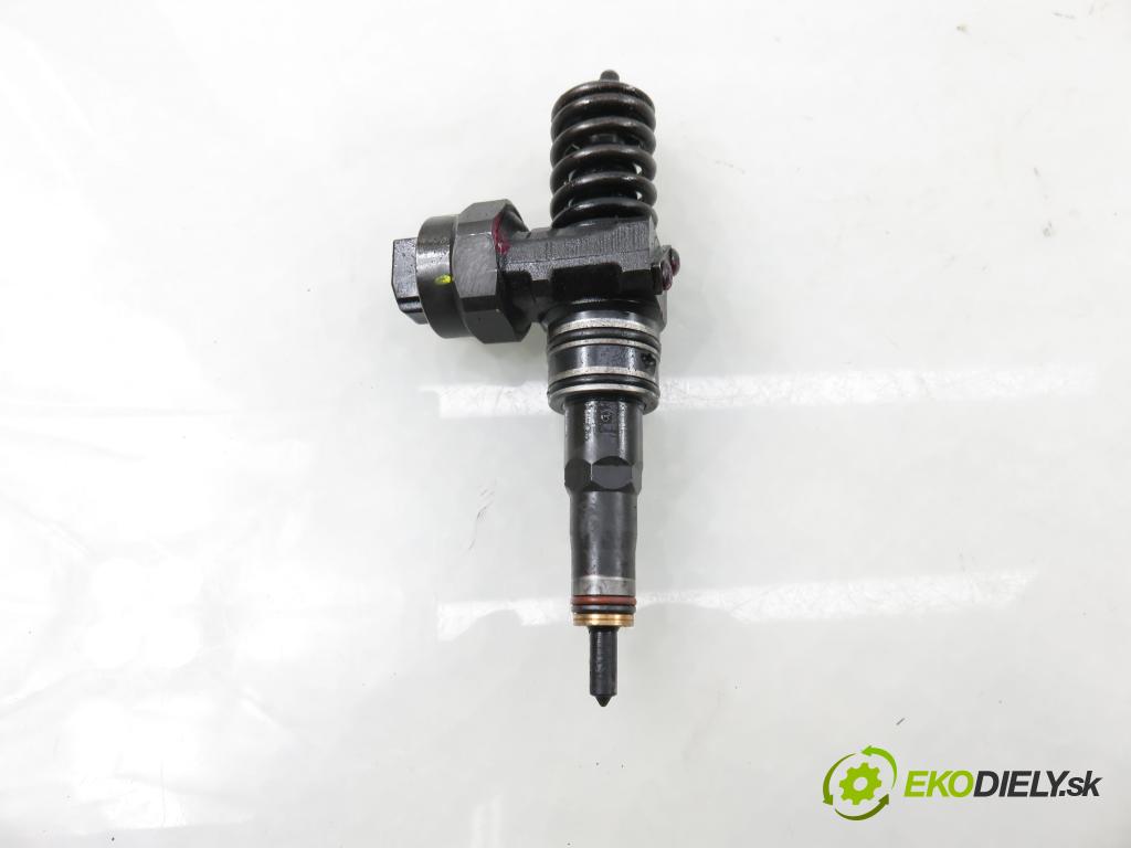 VW PASSAT B5 Variant (3B5) KOMBI 2000 85,00 1.9 TDI - ATJ 1896,00 Vstrekovač 038130073F ; 0414720007 (Vstrekovač paliva)