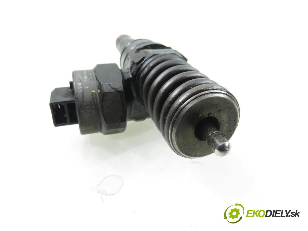 VW PASSAT B5 Variant (3B5) KOMBI 2000 85,00 1.9 TDI - ATJ 1896,00 Vstrekovač 038130073F ; 0414720007 (Vstrekovač paliva)