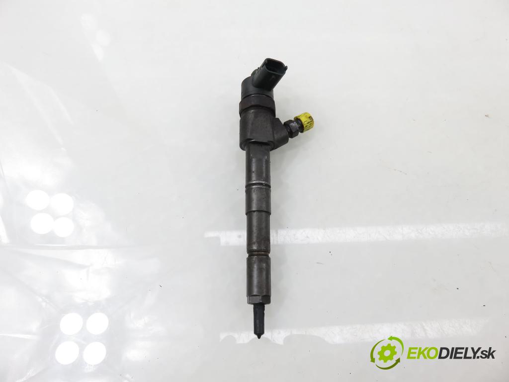 FIAT CROMA (194_) KOMBI 2006 110,00 1.9 D Multijet 150 - 939 A2.000 1910,00 vstrekovač 0445110243 (Vstrekovač paliva)