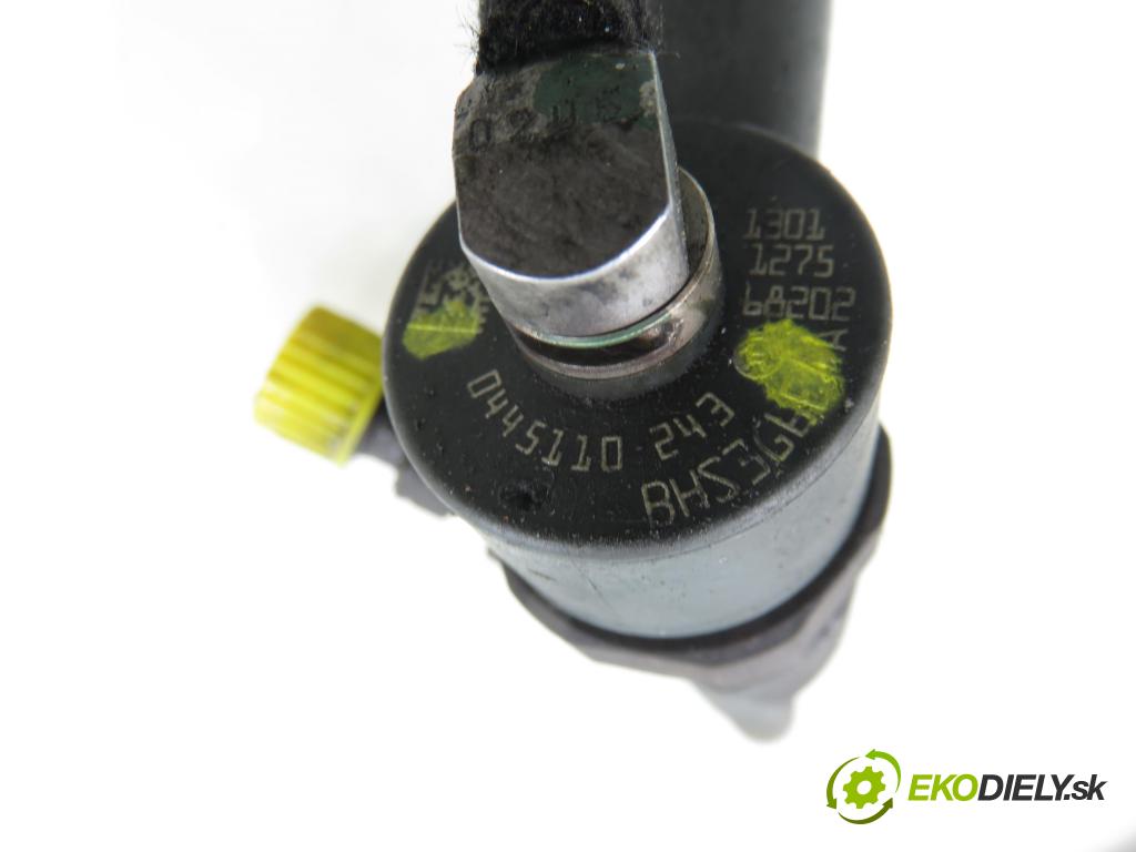 FIAT CROMA (194_) KOMBI 2006 110,00 1.9 D Multijet 150 - 939 A2.000 1910,00 vstrekovač 0445110243 (Vstrekovač paliva)