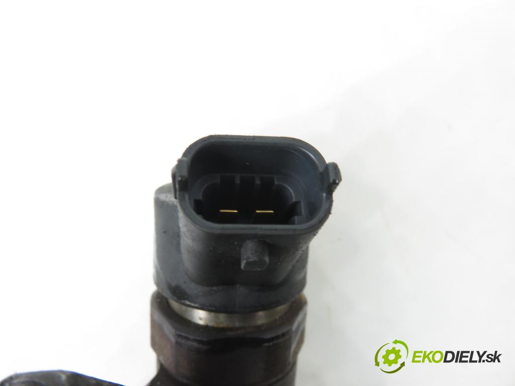 MAZDA 3 (BK) HB 2004 80,00 1.6 DI Turbo 109 - Y601 (PSA) 1560,00 vstrekovač 0445110188 (Vstrekovač paliva)