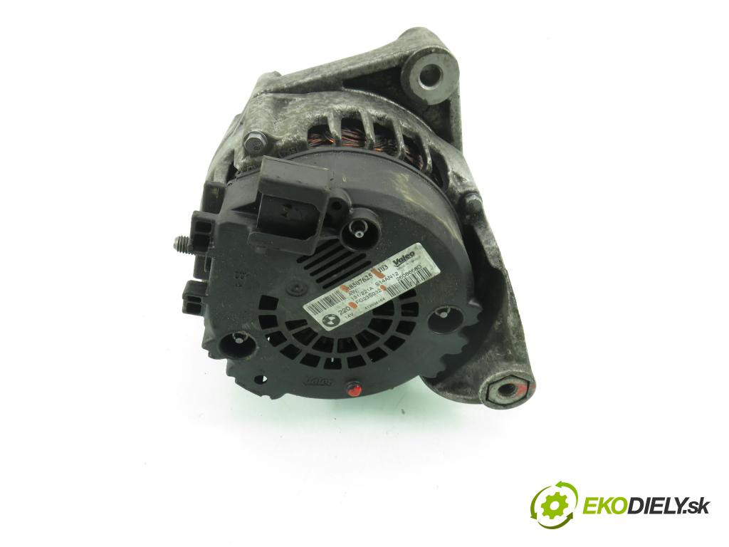 BMW 5 Touring (F11) KOMBI 2012 135,00 520 d 184 - N47 D20 C 1995,00 Alternátor 8507625 ; FG23S032 (Alternátor)