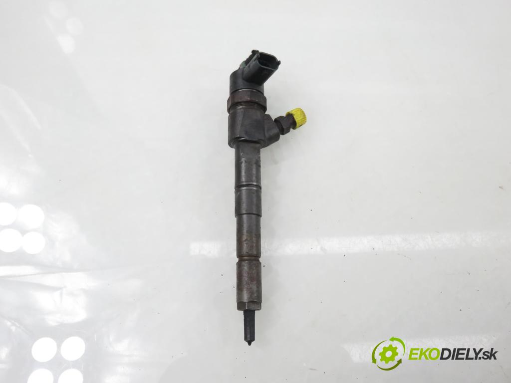 FIAT CROMA (194_) KOMBI 2006 110,00 1.9 D Multijet 150 - 939 A2.000 1910,00 vstrekovač 0445110243 (Vstrekovač paliva)