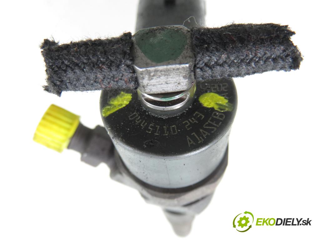 FIAT CROMA (194_) KOMBI 2006 110,00 1.9 D Multijet 150 - 939 A2.000 1910,00 vstrekovač 0445110243 (Vstrekovač paliva)