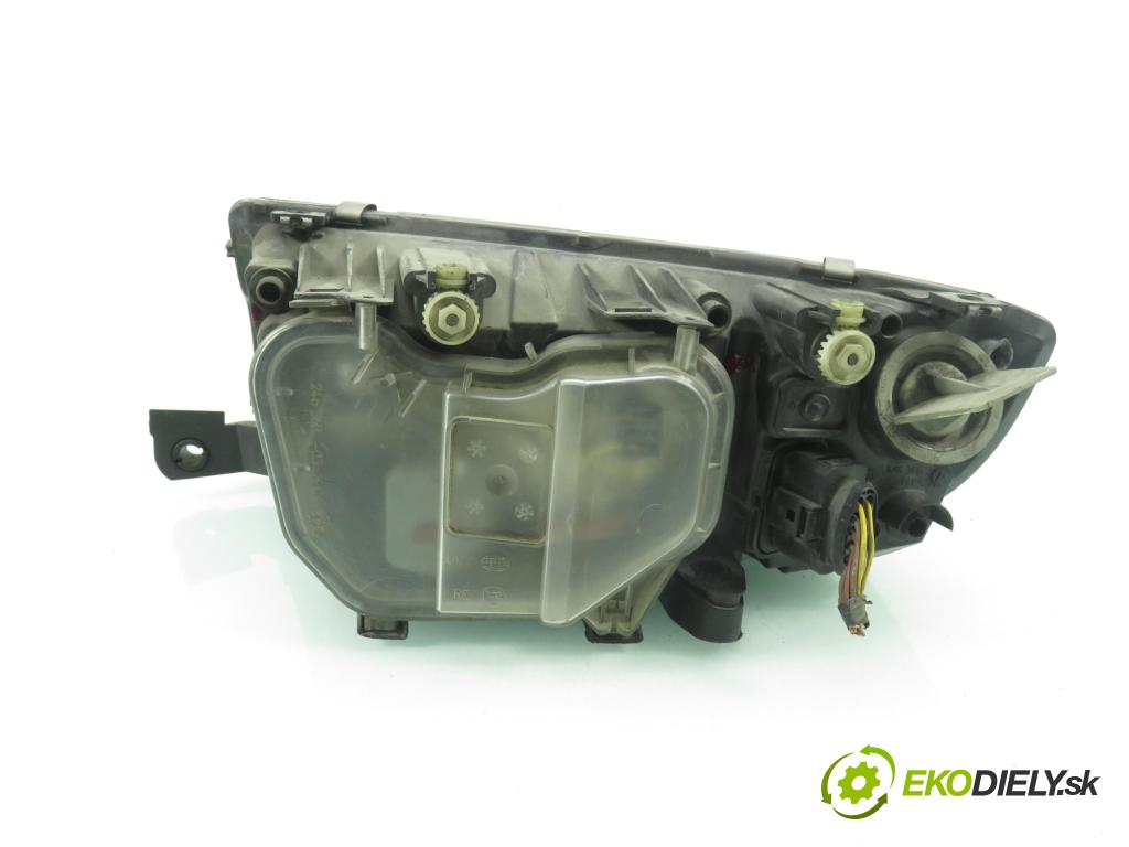 SKODA FABIA I SEDAN (6Y3) SEDAN 2005 47,00 1.2 12V 64 - BME 1198,00 světlo PP