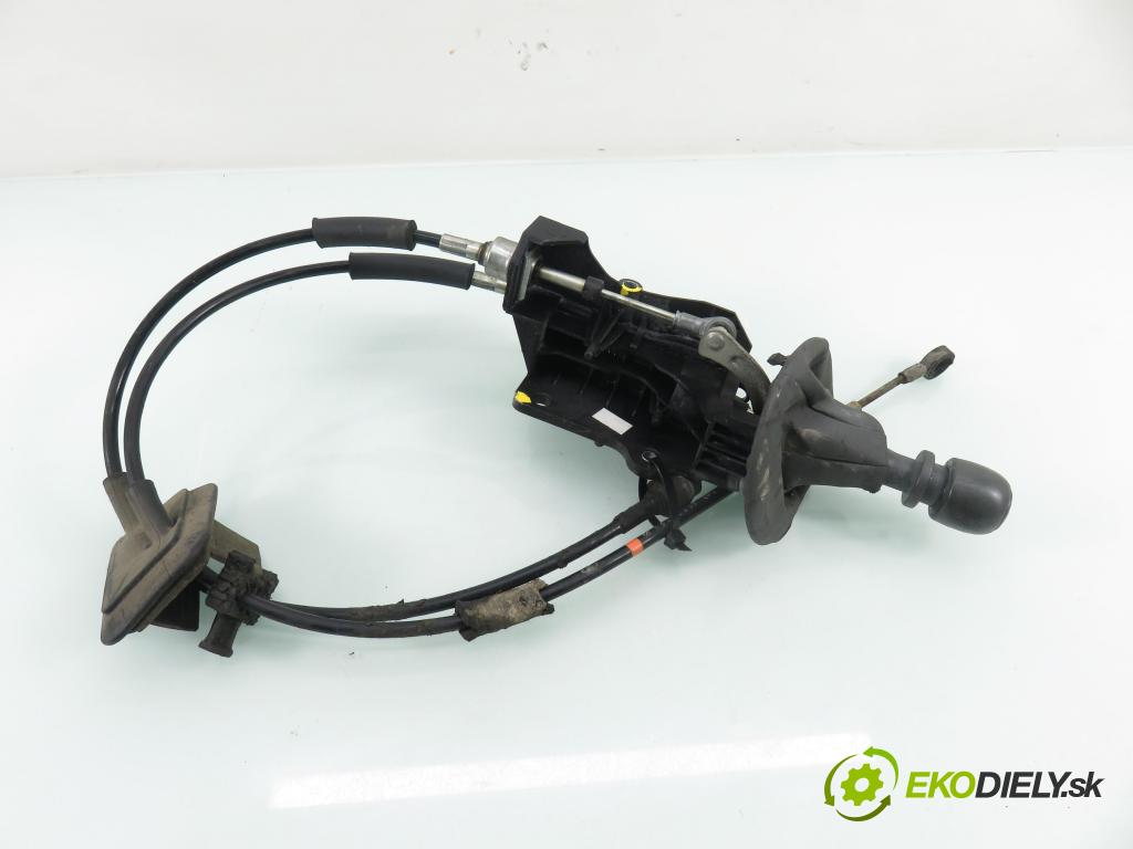 FIAT PANDA (169_) HB 2008 40,00 1.1 54 - 187 A1.000 1108,00 ZVEDÁK: