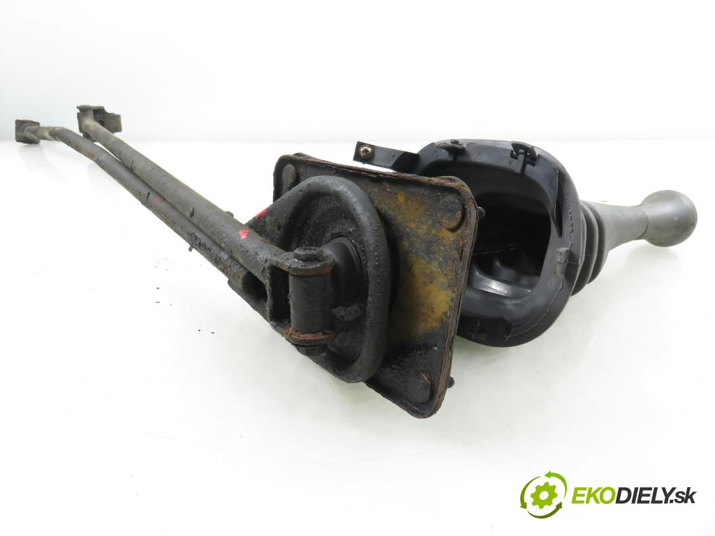 MAZDA DEMIO (DW) HB 1998 46,00 1.3 i 16V (DW3W) - B3 ME 1324,00 ZVEDÁK: