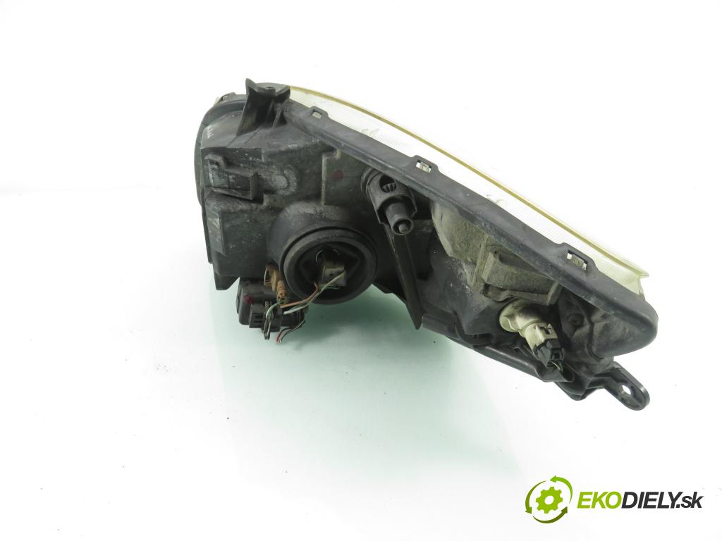 TOYOTA YARIS (_P9_) HB 2006 51,00 1.0 VVT-i (KSP90_) - 1KR-FE 998,00 Svetlo LP