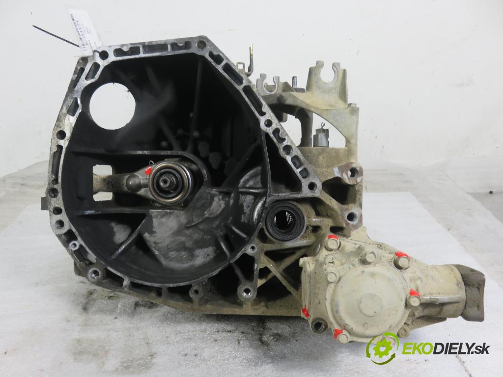 HONDA CR-V I (RD) SUV 1998 94,00 2.0 16V 4WD (RD1, RD3) - B20B3 1972,00 Prevodovka MANUALNA SBXM