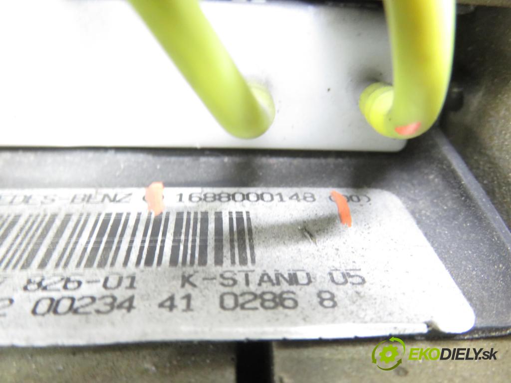 MERCEDES-BENZ KLASA A (W168) HB 1999 60,00 1.4 A 140 82 - M 166.940 1397,00 motorek zámku centrálního 1688000148