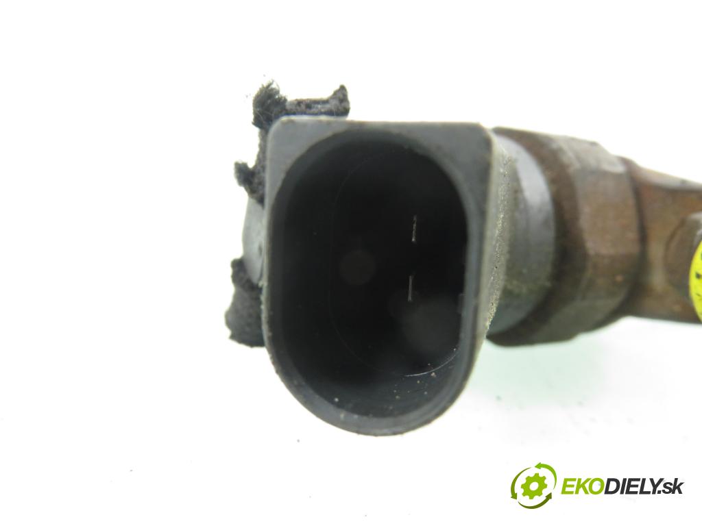 MERCEDES-BENZ KLASA A (W168) HB 2002 70,00 A 170 CDI 95 - OM 668.942 1689,00 vstrekovač 0445110116 ; 6680700987 (Vstrekovač paliva)