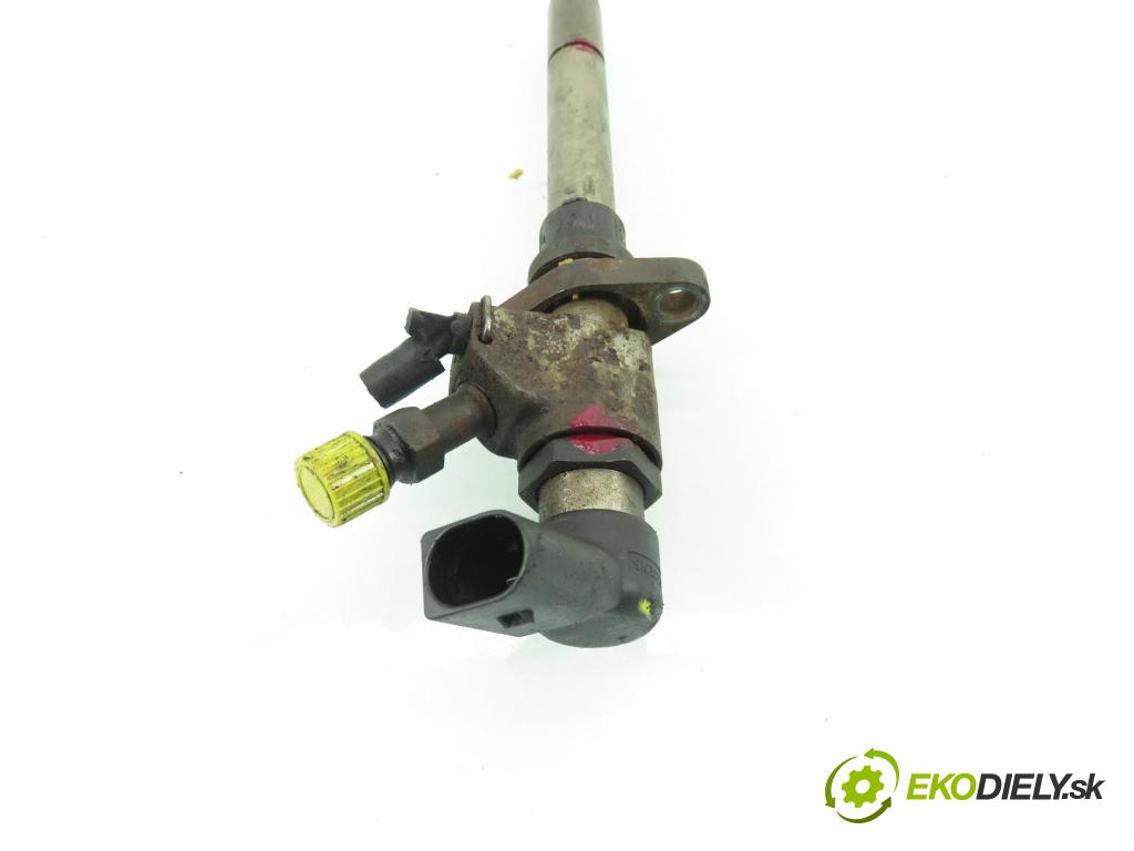 CITROEN C5 II (RC_) SEDAN 2005 100,00 2.0 HDi 136 - RHR (DW10BTED4) 1997,00 vstrekovač 9647247280 (Vstrekovač paliva)