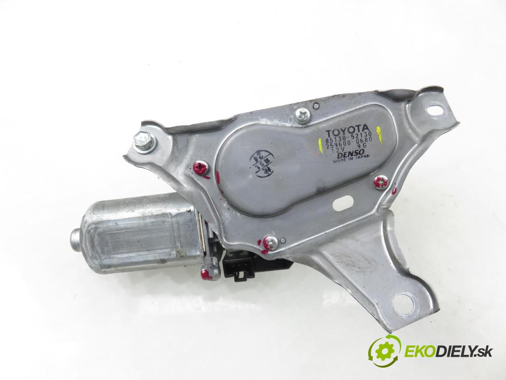 TOYOTA YARIS (_P9_) HB 2006 51,00 1.0 VVT-i (KSP90_) - 1KR-FE 998,00 Motorček stierače zadné 8513052130 ; 2596000680