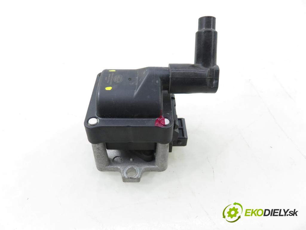 VW PASSAT B3/B4 Variant (3A5, 35I) KOMBI 1996 85,00 2.0 115 - 2E 1984,00 Cievka zapaľovacia 5DA006623951