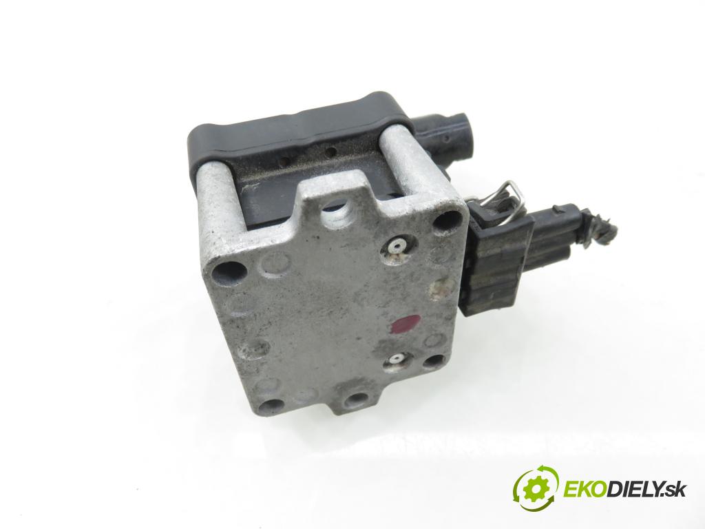 VW PASSAT B3/B4 Variant (3A5, 35I) KOMBI 1996 85,00 2.0 115 - 2E 1984,00 Cievka zapaľovacia 5DA006623951