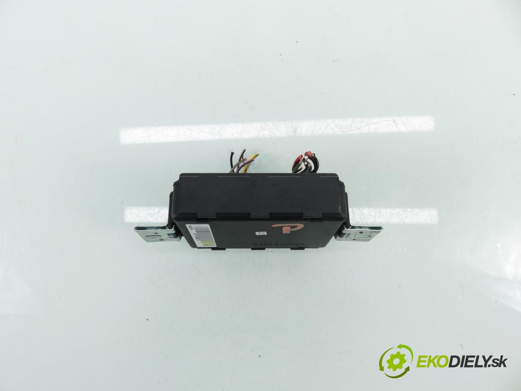 ALFA ROMEO GT (937_) COUPE 2005 110,00 1.9 JTD - 937 A5.000 1910,00 MODUL dveře 60683319