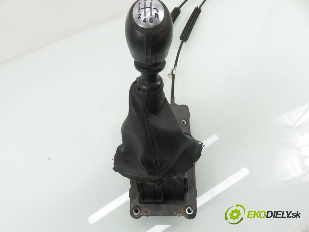 RENAULT MEGANE II Kombi (KM0/1_) KOMBI 2007 96,00 1.9 dCi 131 - F9Q 804 1870,00 ZVEDÁK: 8200732366