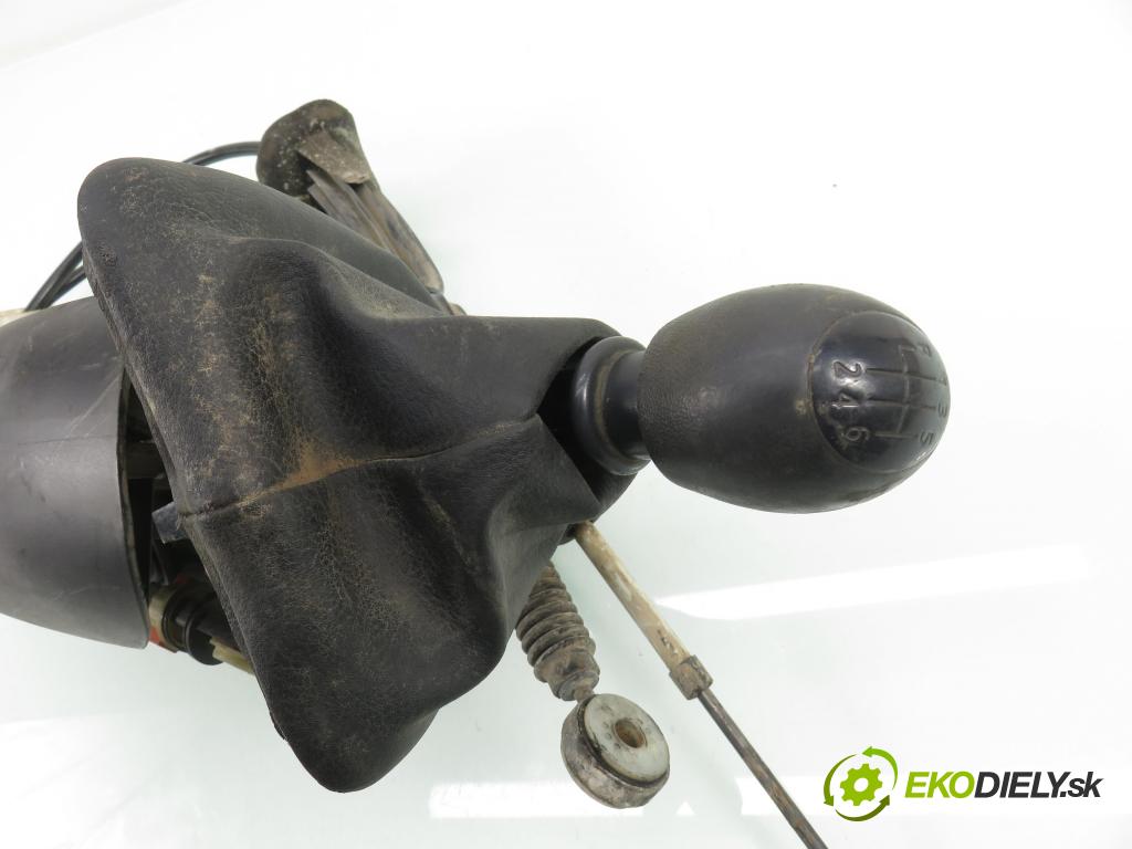 OPEL MOVANO Platforma / podwoyie (X70) FURGON 2004 0,00 2.5 DTi - G9U 754 2464,00 ZVEDÁK: