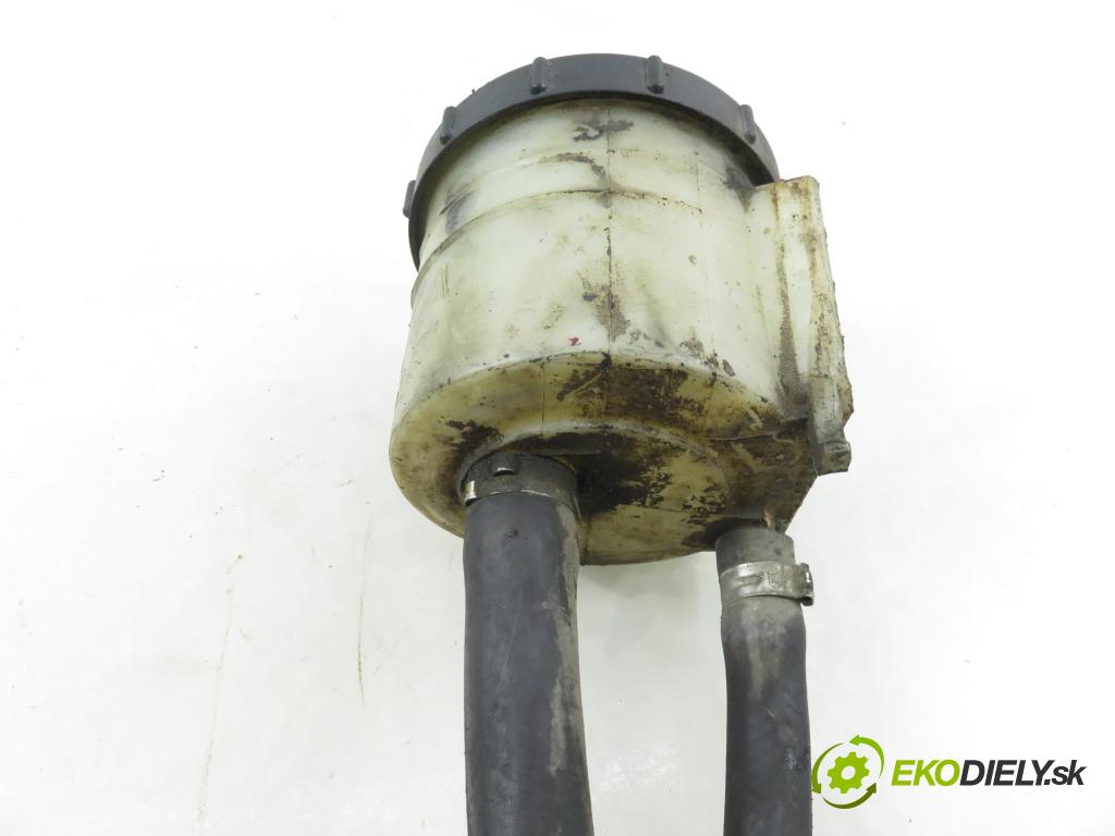 VW TRANSPORTER IV Skrzynia (70XA) KABINA/PLATFORMA 1994 55,00 2.4 D - AJA 2370,00 rúrka / Rúra servočerpadlo 701422881B ; 701422373