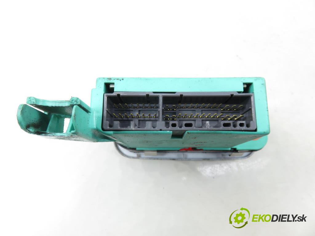 ALFA ROMEO GT (937_) COUPE 2005 110,00 1.9 JTD - 937 A5.000 1910,00 Panel ovládaní oken 156042196