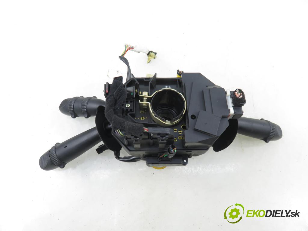 ALFA ROMEO GT (937_) COUPE 2005 110,00 1.9 JTD - 937 A5.000 1910,00 PAKA/ŘAZENÍ/SADA: 01560405760