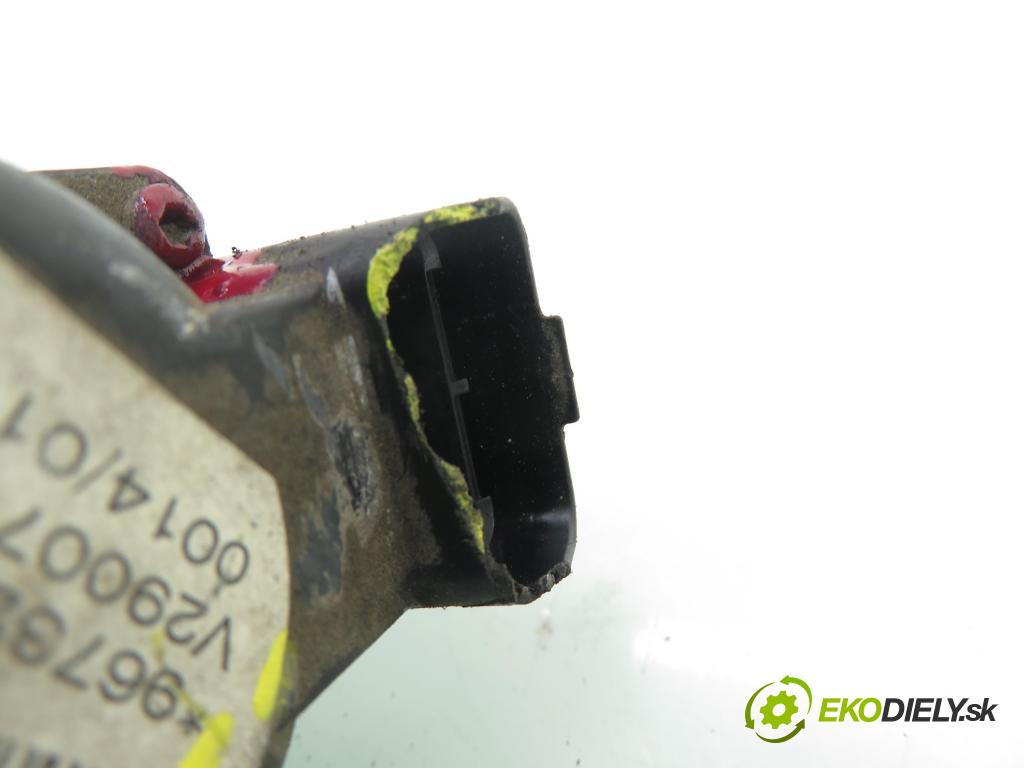 CITROEN C3 II (SC_) HB 2010 50,00 1.4 HDi 8V 70 - 8HZ (DV4TD) 1398,00 VENTIL: EGR 9673258680 ; V29007306