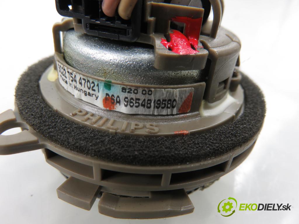 CITROEN C5 III Break (RW_) KOMBI 2008 150,00 2.7 HDi - DT17ED4 2720,00 subwoofer 9662532980 ; 9654819580 (Audio zariadenie)