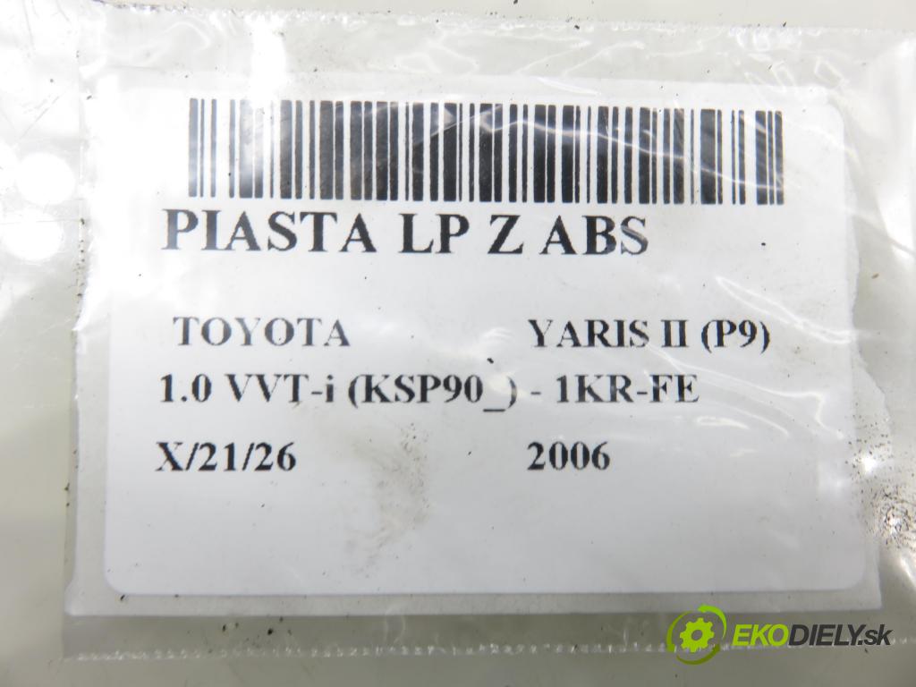 TOYOTA YARIS (_P9_) HB 2006 51,00 1.0 VVT-i (KSP90_) - 1KR-FE 998,00 náboj LP ABS