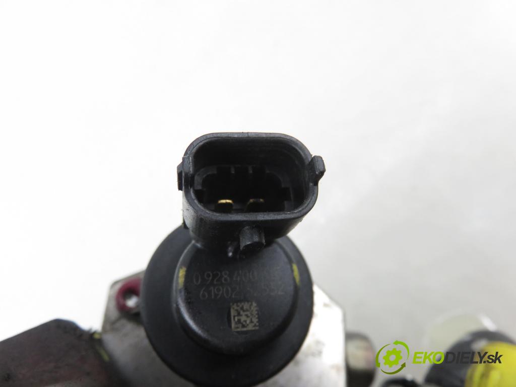 KIA SORENTO I (JC) SUV 2003 103,00 2.5 CRDi 140 - D4CB 2497,00 Pumpa vysokého tlaku 331004A000 ; 0445010052 ; 0928400713