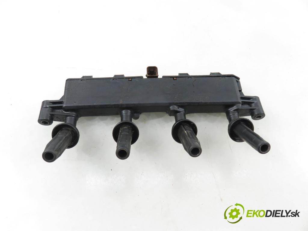 PEUGEOT 207 (WA_, WC_) HB 2007 54,00 1.4 - KFV (TU3A) 1360,00 cívka zapalovací 0040102048