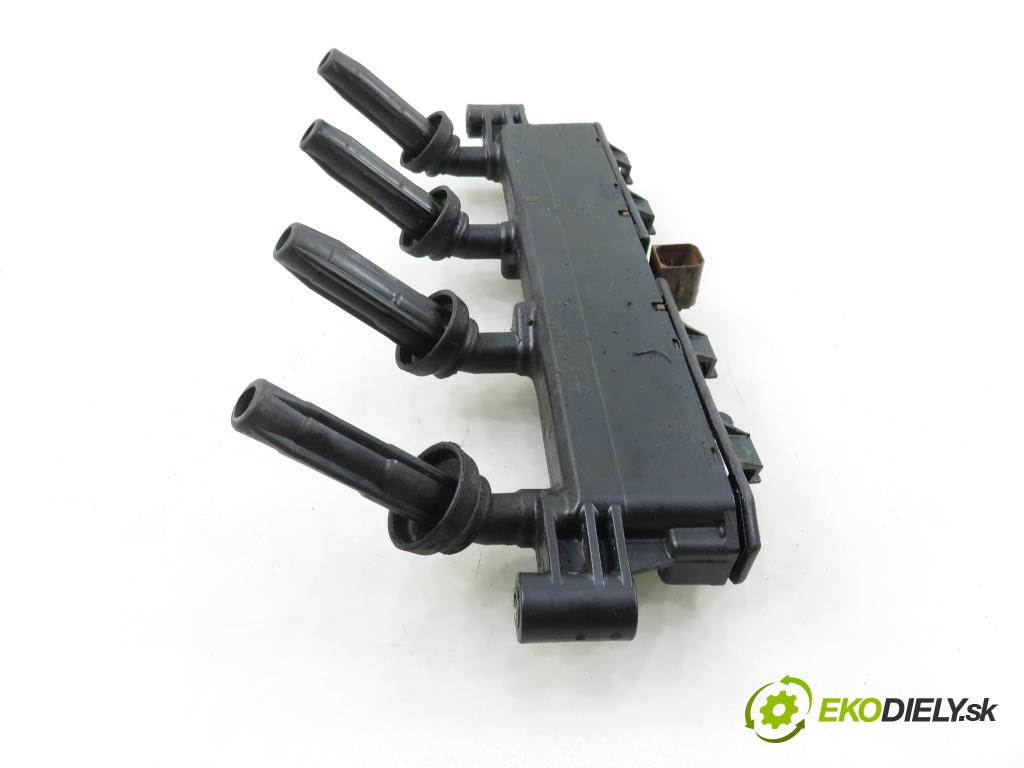 PEUGEOT 207 (WA_, WC_) HB 2007 54,00 1.4 - KFV (TU3A) 1360,00 cívka zapalovací 0040102048