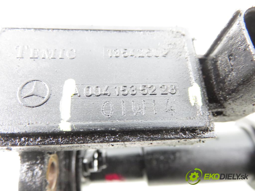 MERCEDES-BENZ VITO Autobus (638) BUS 2001 60,00 108 CDI 2.2 (638.194) - OM 611A (60 KW CDI) 2151,00 Snímač oleja 0041535228