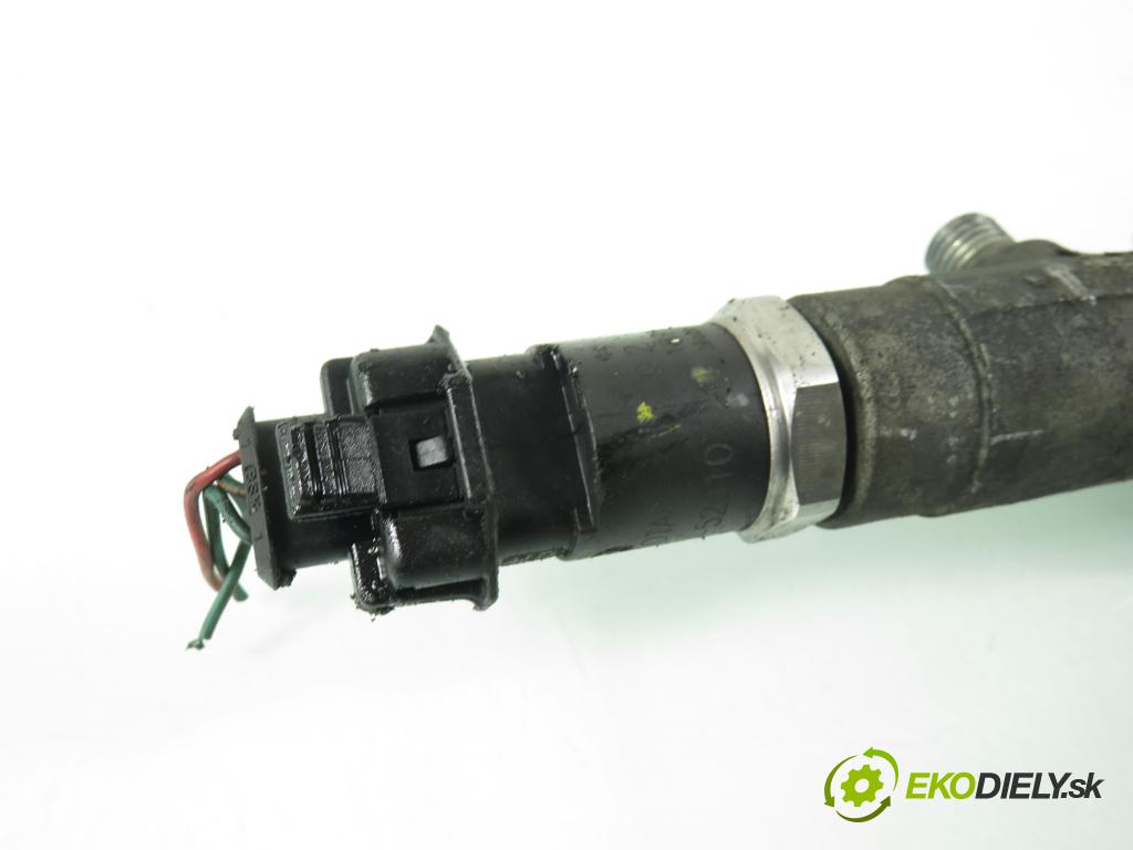 TOYOTA YARIS (_P1_) HB 2001 55,00 1.4 D-4D (NLP10_) - 1ND-TV 1364,00 Lišta vstrekovacia 2381033010 ; 0281002507 ; 0445214032 (Vstrekovacia lišta)