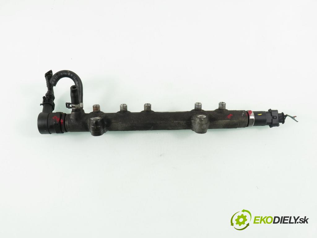 TOYOTA YARIS (_P1_) HB 2001 55,00 1.4 D-4D (NLP10_) - 1ND-TV 1364,00 Lišta vstrekovacia 2381033010 ; 0281002507 ; 0445214032 (Vstrekovacia lišta)