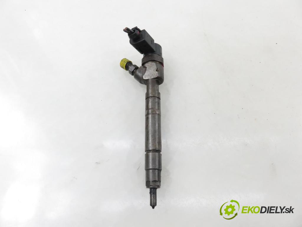 MERCEDES-BENZ KLASA S (W220) SEDAN 2003 191,00 S 400 CDI V8 260 - OM 628.960 3996,00 vstrekovač 0445110104 ; 6280700487 (Vstrekovač paliva)