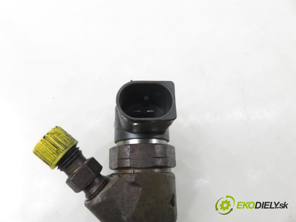 MERCEDES-BENZ KLASA S (W220) SEDAN 2003 191,00 S 400 CDI V8 260 - OM 628.960 3996,00 vstrekovač 0445110104 ; 6280700487 (Vstrekovač paliva)