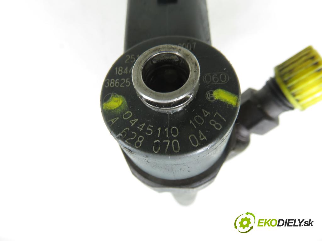 MERCEDES-BENZ KLASA S (W220) SEDAN 2003 191,00 S 400 CDI V8 260 - OM 628.960 3996,00 vstrekovač 0445110104 ; 6280700487 (Vstrekovač paliva)