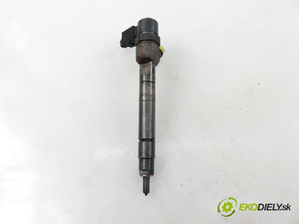 MERCEDES-BENZ KLASA S (W220) SEDAN 2003 191,00 S 400 CDI V8 260 - OM 628.960 3996,00 vstrekovač 0445110104 ; 6280700487 (Vstrekovač paliva)