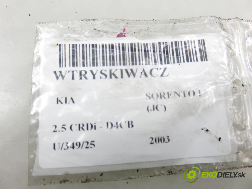 KIA SORENTO I (JC) SUV 2003 103,00 2.5 CRDi 140 - D4CB 2497,00 vstrekovač 0445110092 ; 338004A000 (Vstrekovač paliva)