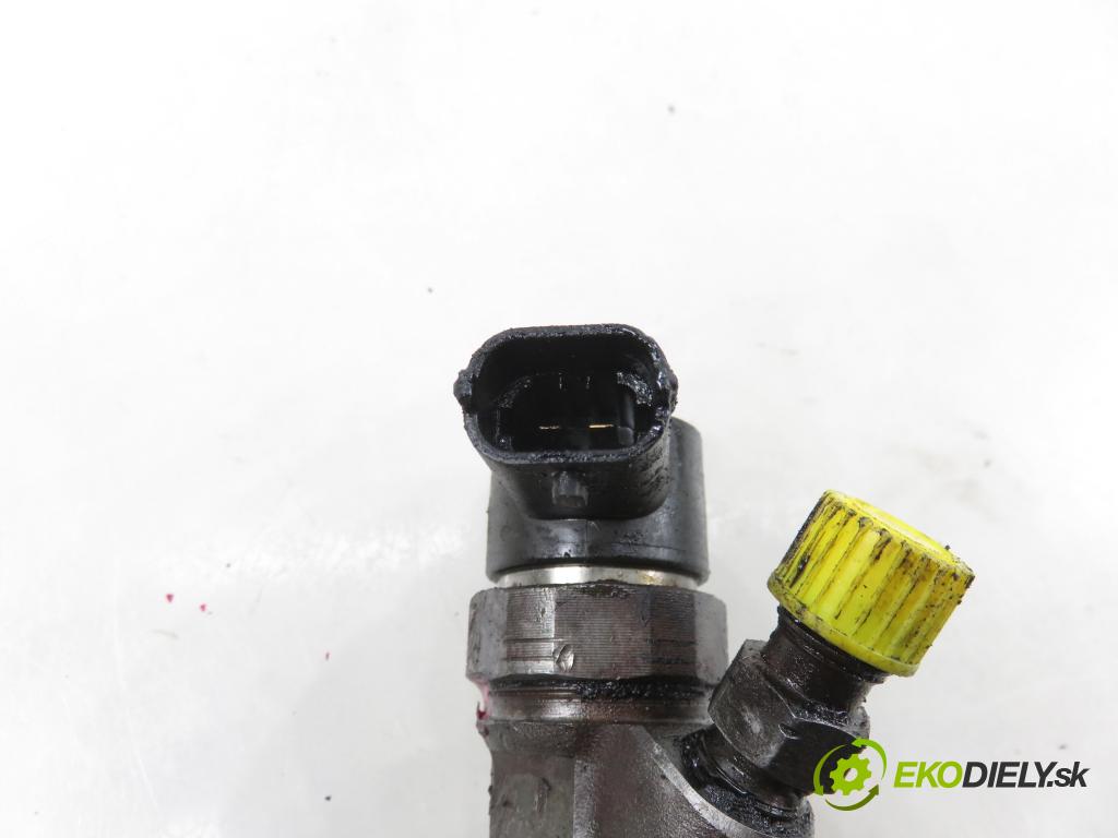 RENAULT MASTER II Skrzynia (FD) FURGON 2006 66,00 2.2 dCI 90 - G9T 750 2188,00 vstrekovač 0445110102 (Vstrekovač paliva)