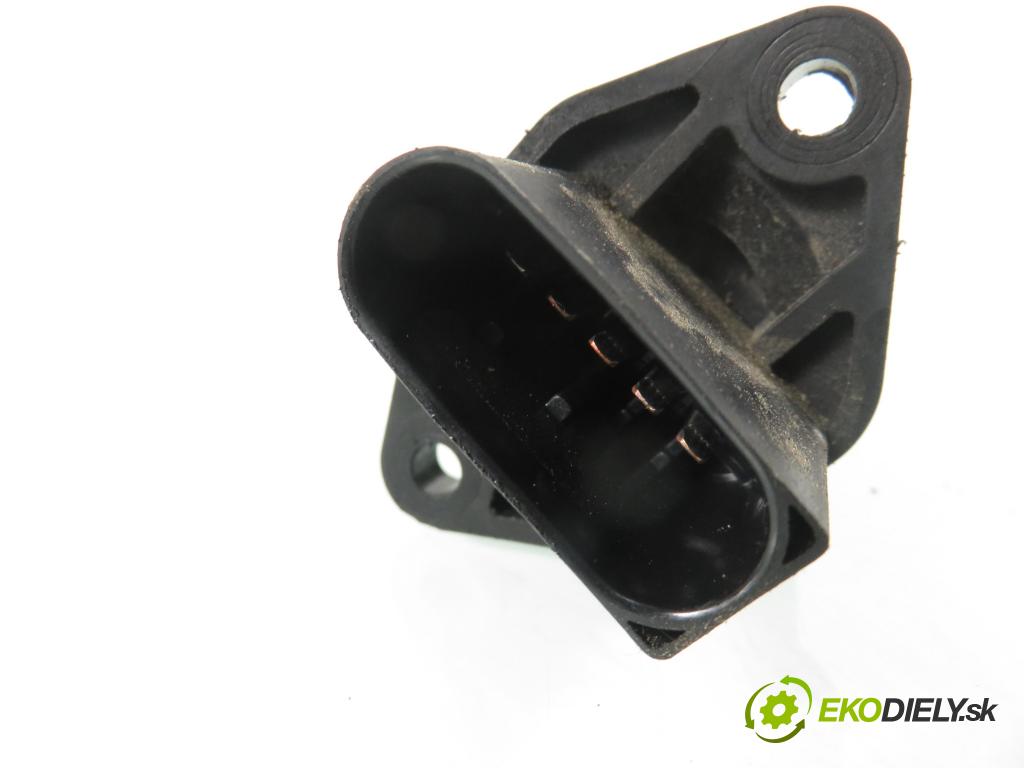 MERCEDES-BENZ KLASA A (W168) HB 2002 70,00 A 170 CDI 95 - OM 668.942 1689,00 váha vzduchu vzduchu 0281002489 ; 0041537328