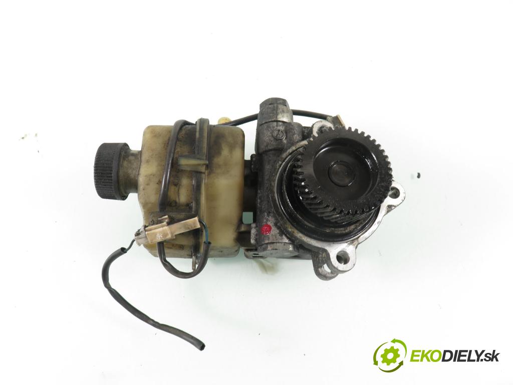 MAZDA 5 (CR19) MINIVAN 2009 105,00 2.0 MZR-CD 143 - RF7J 1998,00 Pumpa servočerpadlo  (Servočerpadlo)