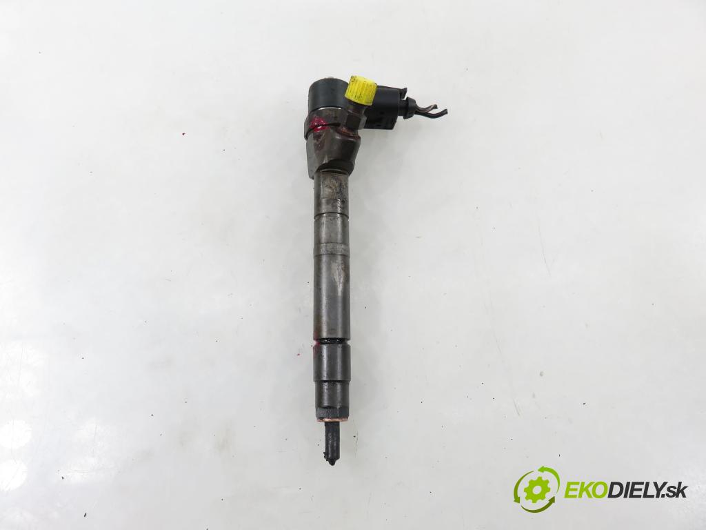 MERCEDES-BENZ KLASA S (W220) SEDAN 2003 191,00 S 400 CDI V8 260 - OM 628.960 3996,00 vstrekovač 0445110104 ; 6280700487 (Vstrekovač paliva)