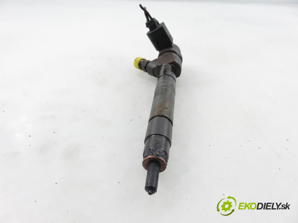 MERCEDES-BENZ KLASA S (W220) SEDAN 2003 191,00 S 400 CDI V8 260 - OM 628.960 3996,00 vstrekovač 0445110104 ; 6280700487 (Vstrekovač paliva)