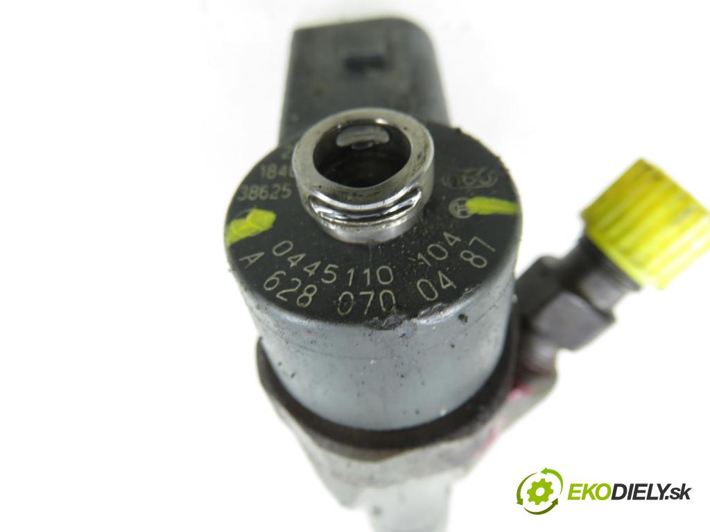 MERCEDES-BENZ KLASA S (W220) SEDAN 2003 191,00 S 400 CDI V8 260 - OM 628.960 3996,00 vstrekovač 0445110104 ; 6280700487 (Vstrekovač paliva)