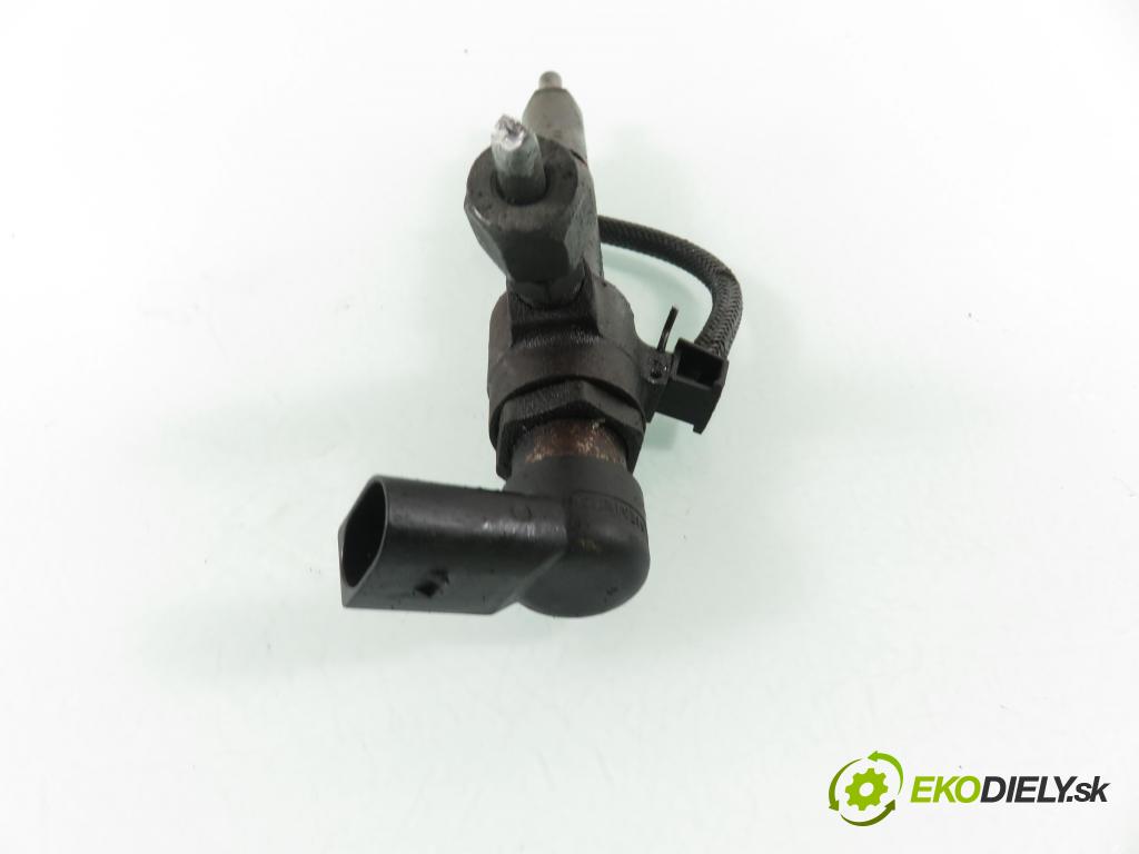 FORD FOCUS II (DA_, HCP) HB 2005 85,00 1.8 TDCi 115 - KKDA 1753,00 vstrekovač 4M5Q9F593AD (Vstrekovač paliva)