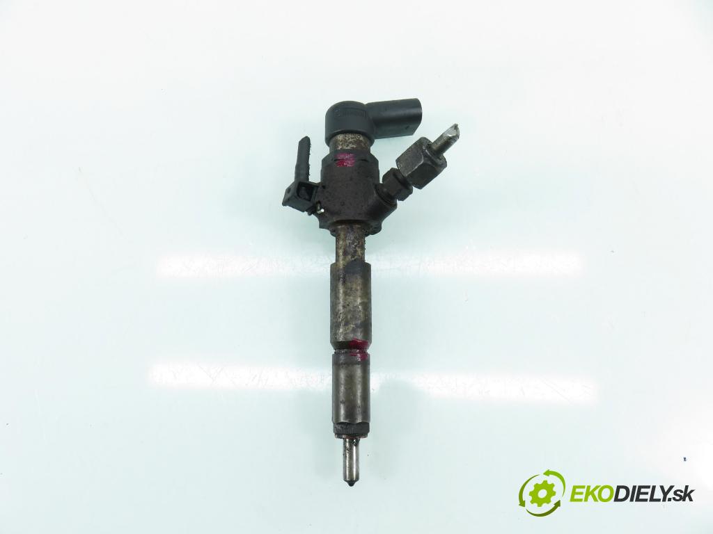 FORD FOCUS II (DA_, HCP) HB 2005 85,00 1.8 TDCi 115 - KKDA 1753,00 vstrekovač 4M5Q9F593AD (Vstrekovač paliva)