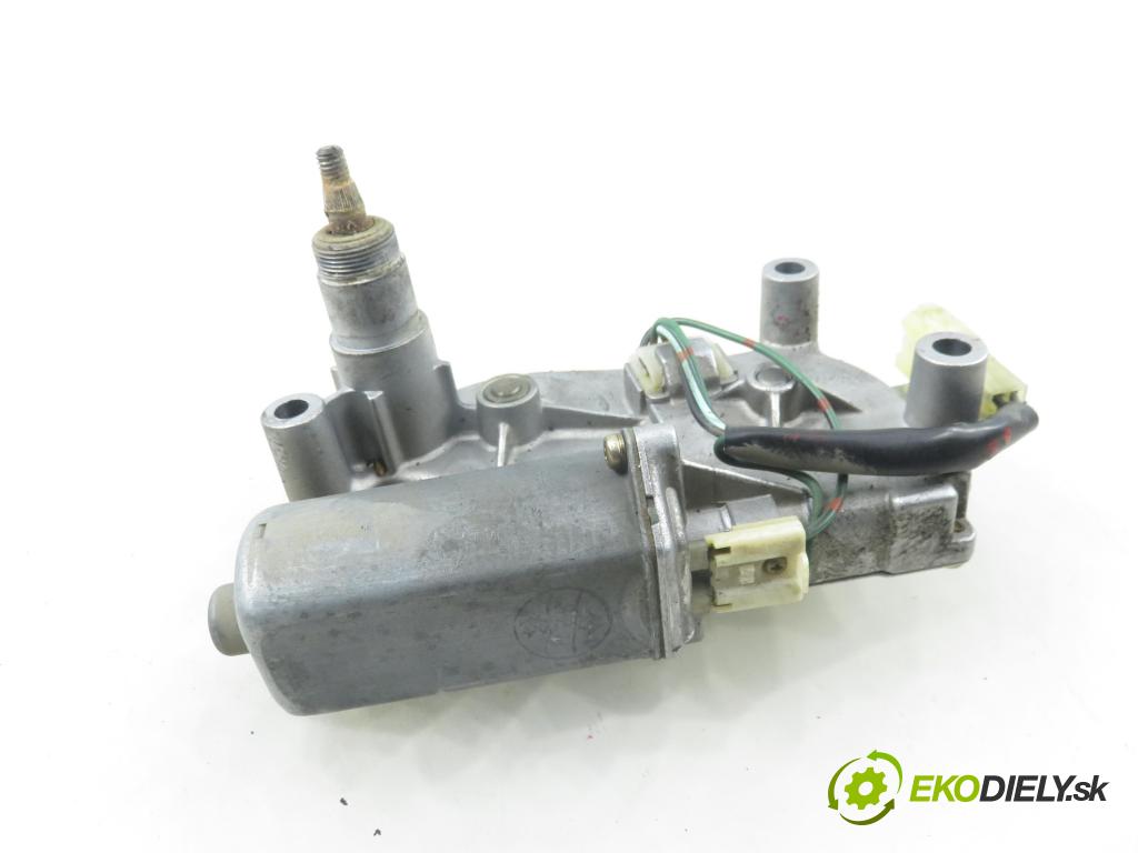 HONDA CR-V I (RD) SUV 1998 94,00 2.0 16V 4WD (RD1, RD3) - B20B3 1972,00 Motorček stierače zadné 34311581