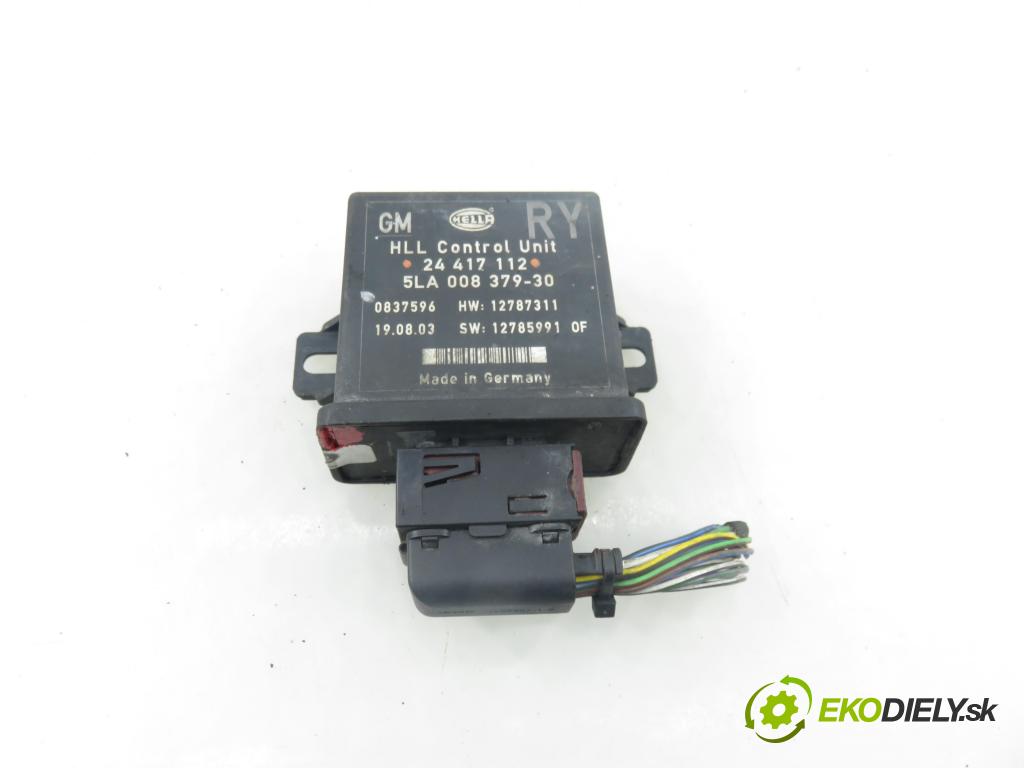 OPEL VECTRA C (Z02) SEDAN 2002 92,00 2.2 DTI 16V 125 - Y 22 DTR 2172,00 řídící jednotka světla 24417112